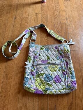 Vera Bradley Heather Bag Purple/Green Floral Quilted Adjustable Strap